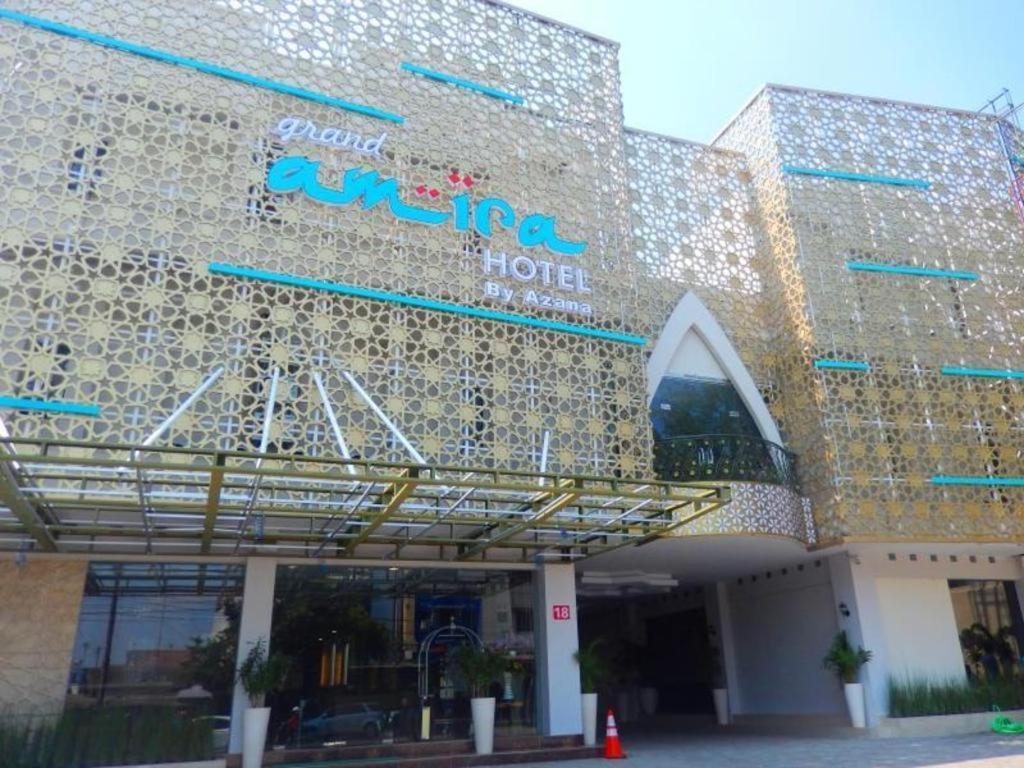Grand Amira Hotel Solo, Azana Hotels Collection Экстерьер фото