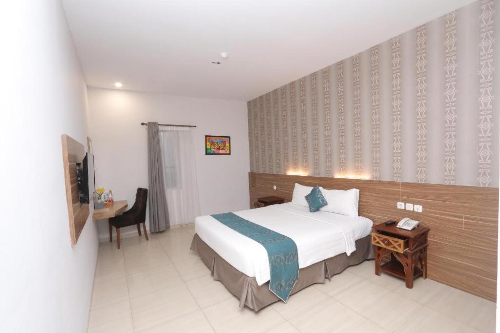 Grand Amira Hotel Solo, Azana Hotels Collection Экстерьер фото