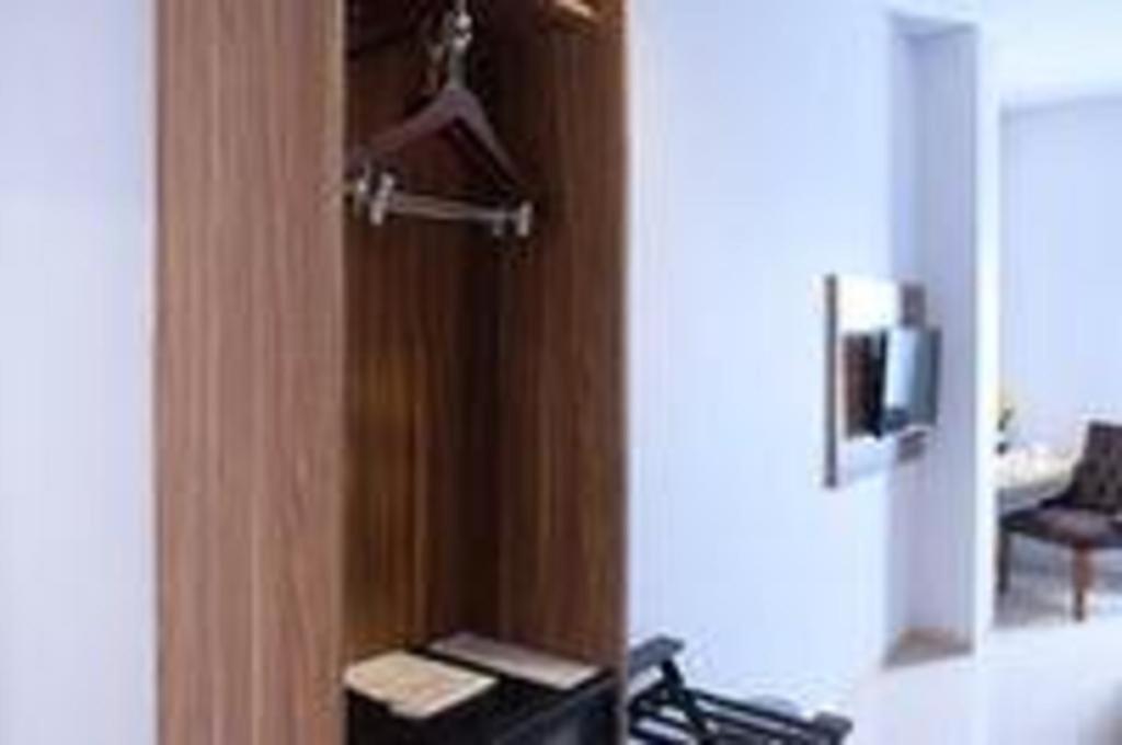 Grand Amira Hotel Solo, Azana Hotels Collection Экстерьер фото