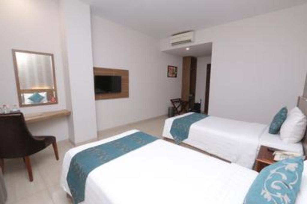 Grand Amira Hotel Solo, Azana Hotels Collection Экстерьер фото