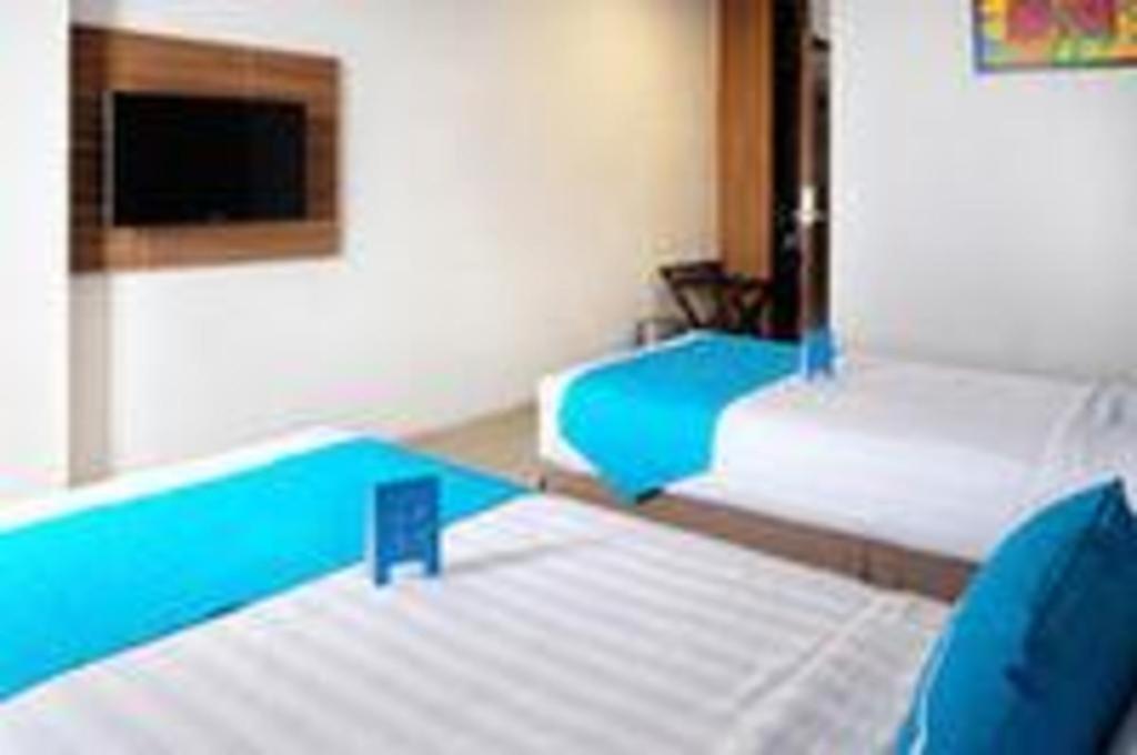 Grand Amira Hotel Solo, Azana Hotels Collection Экстерьер фото